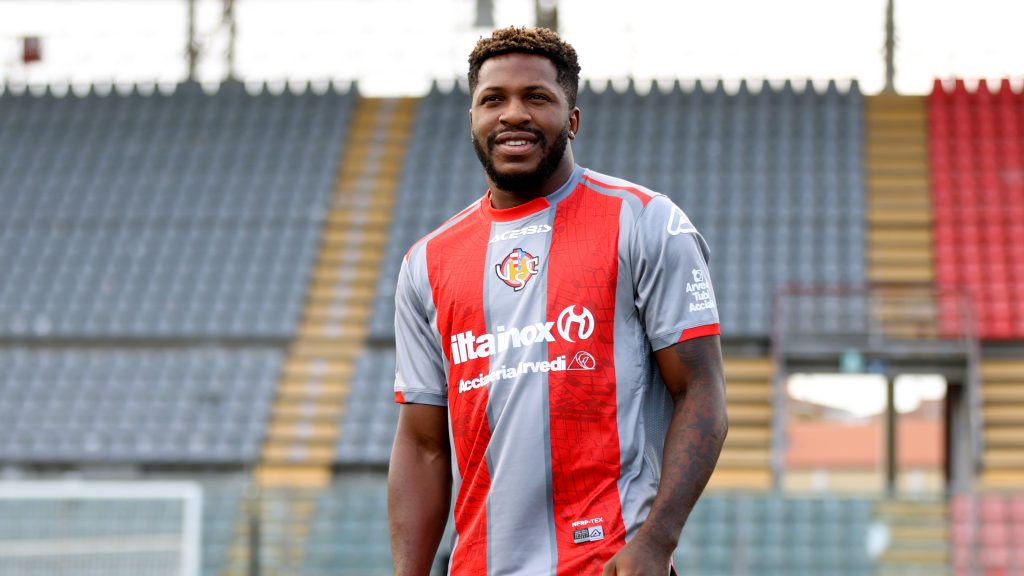 Lion En Club : Faris Moumbagna et ses débuts manqués à Cremonese